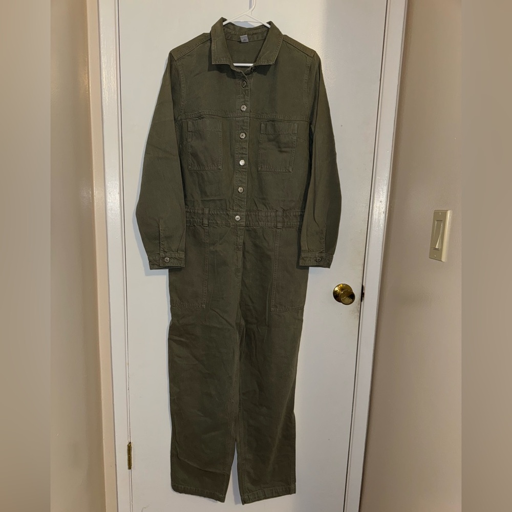 NWT Old Navy Green Collared Jumpsuit